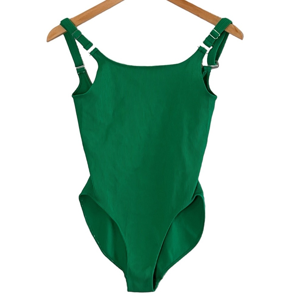 Urban Outfitters | Out from Under green ribbed knit stretch scoop neck b… - Picture 1 of 9